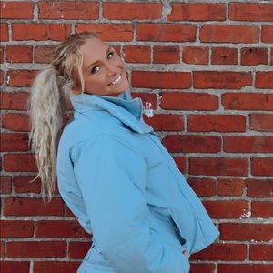 Meet your Posher, Danielle